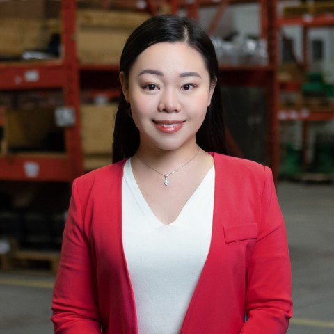 KAYI LEE, HUMAN RESOURCE GENERALIST