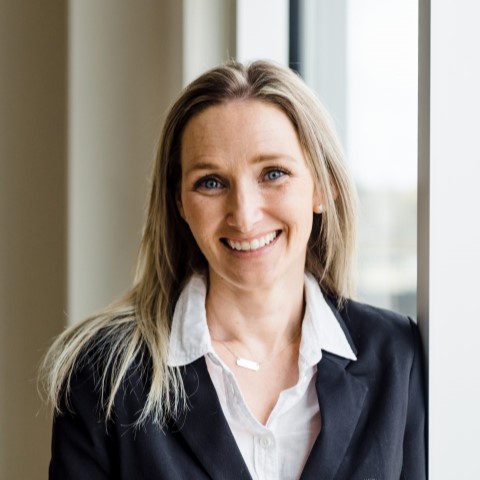 EVELYN HARTLEY, CLIENT EXPERIENCE LEAD